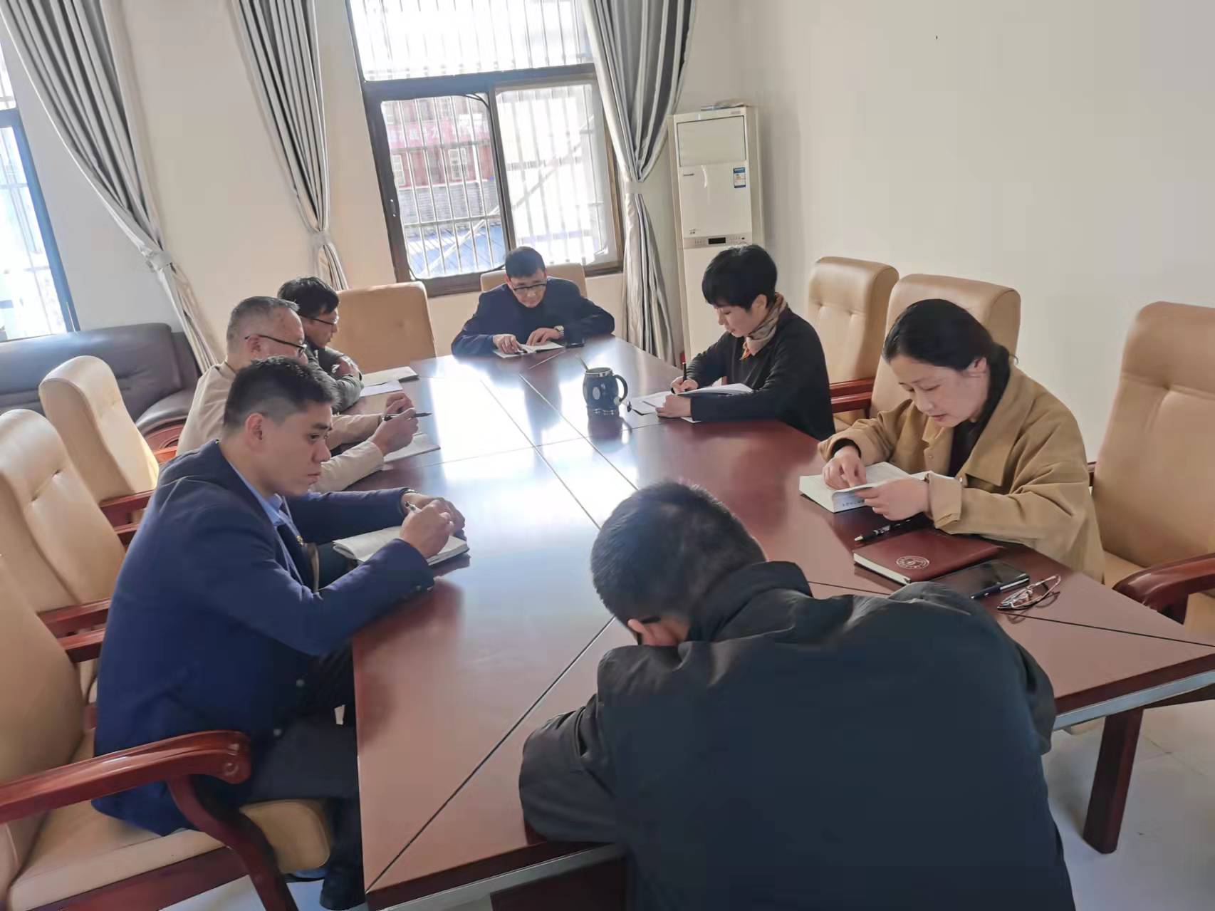 成教科会议.jpg